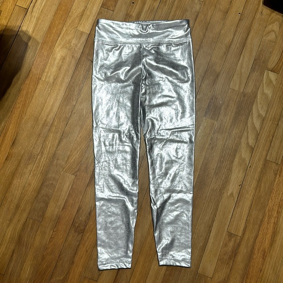 NWOT SILVER LEGGINGS - Picture 1 of 3